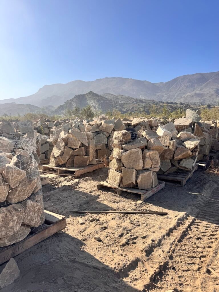 wall rock, basketed